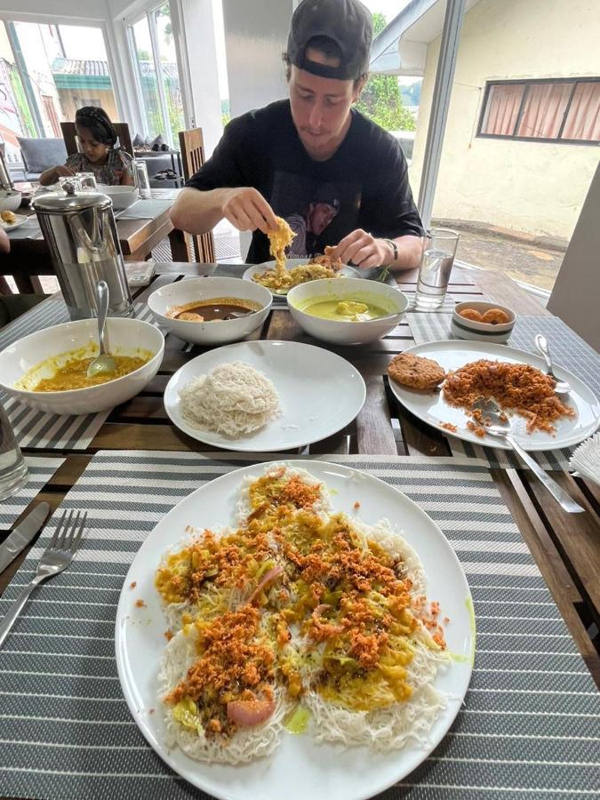 The Lake Round Guest House Kandy Dış mekan fotoğraf